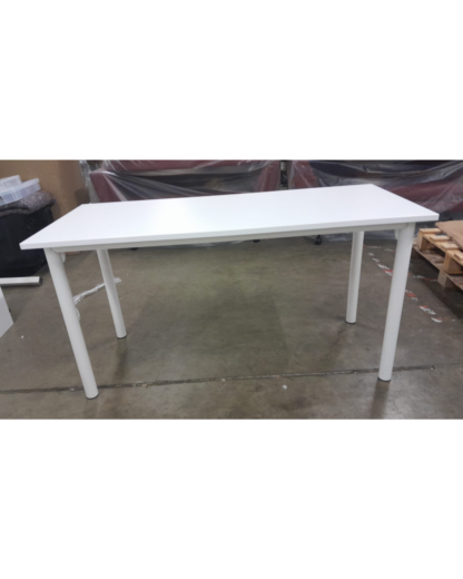 White Table White - 1400mm x 600mm